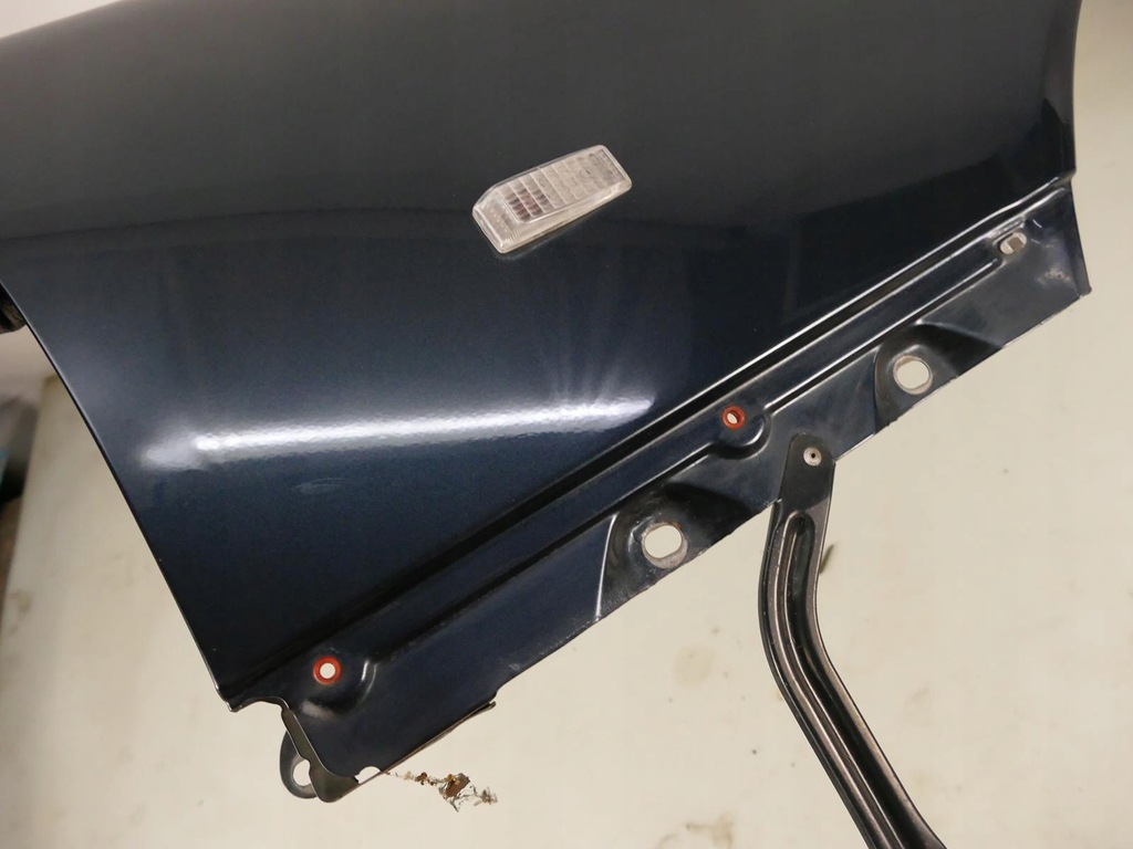 MERCEDES S W140 APARATOR DREAPTA FATA 189 SMARAGDSCHWARZ Product image