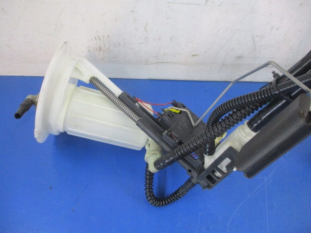 BMW SERIA 5 523i 2.5 V6 SENSOR NIVEL POMPA COMBUSTIBIL 6764141 Product image