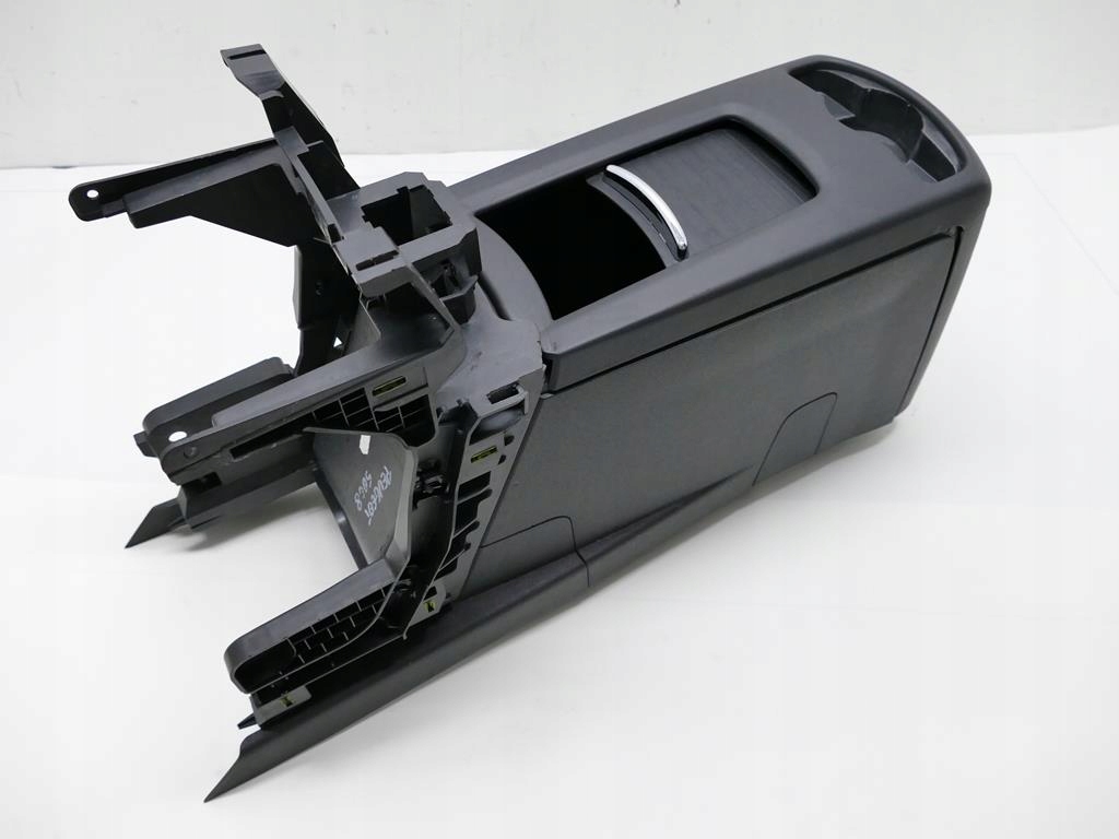 PEUGEOT 5008 PANOU COTIERA TUNEL CENTRAL Product image