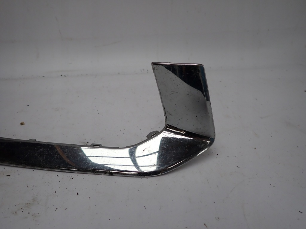 Suzuki Kizashi 09-13 Halter Grille Chrome Front Product image