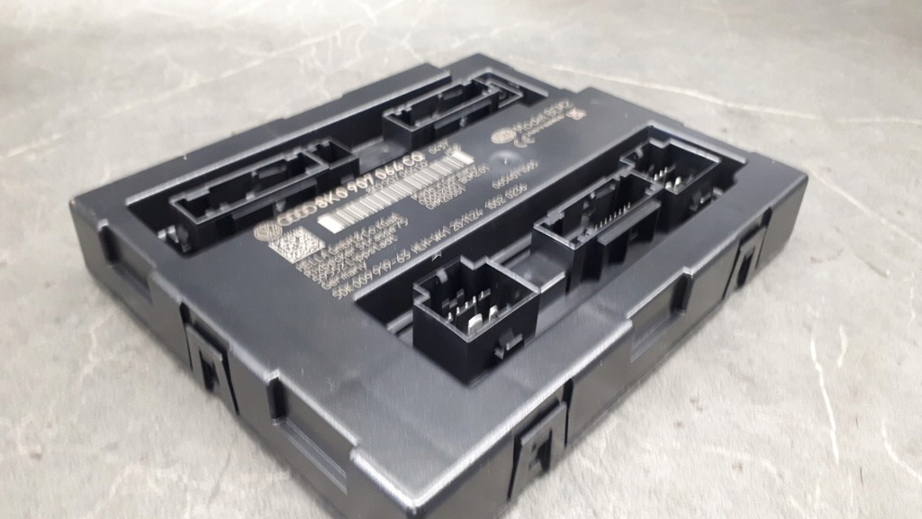 8K0907064CQ Modul Moduler AUTI A5 8T NOU Product image
