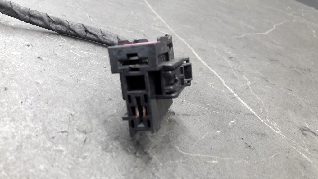 1K0972117A Flat Contact Locuință Volkswagen Audi Product image