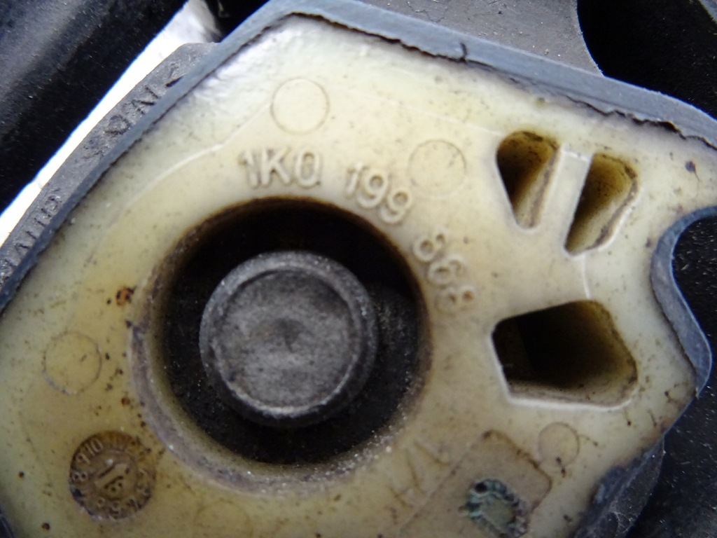 VW TOURAN LIFT 1.6 TDI cărucior leagăn de transfer 1K0199369F 1K0199868 Product image