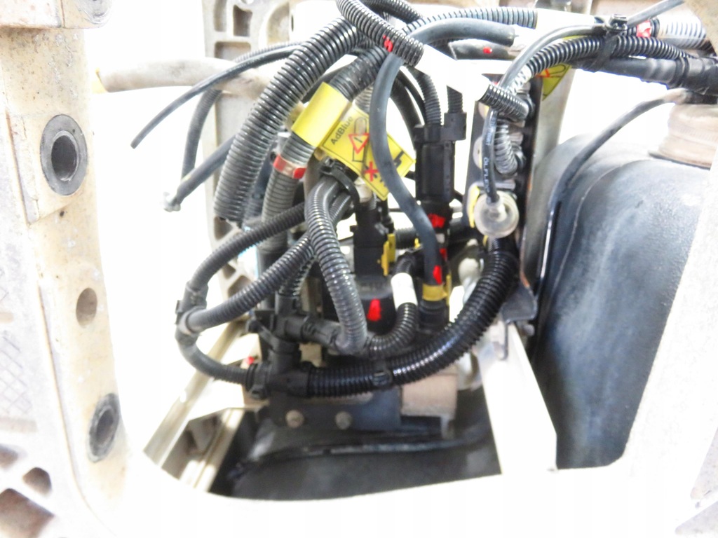 Rezervor AdBlue pompa SMOK VOLVO FH4 T EURO 6 21226079 21645367 21226079 Product image