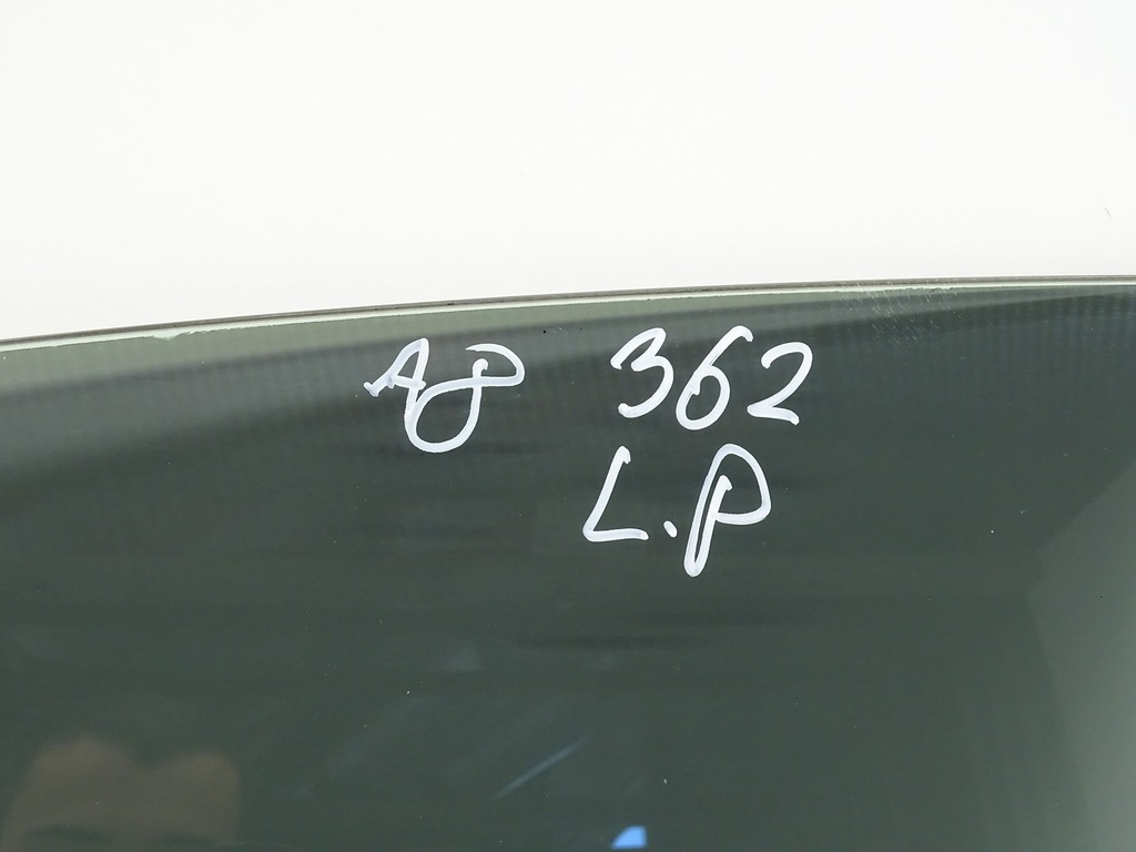 GEAM LATERAL UȘĂ STÂNGA FAȚĂ STÂNGA AUDI A8 D4 LIFT 15R DUBLĂ Product image