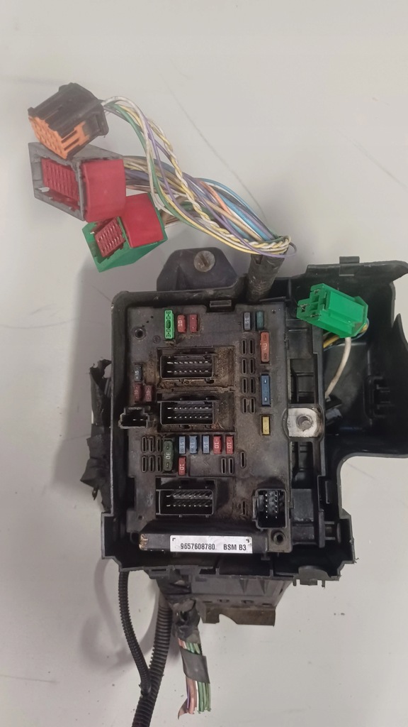 Peugeot Fuse Box 807 9657608780 Product image