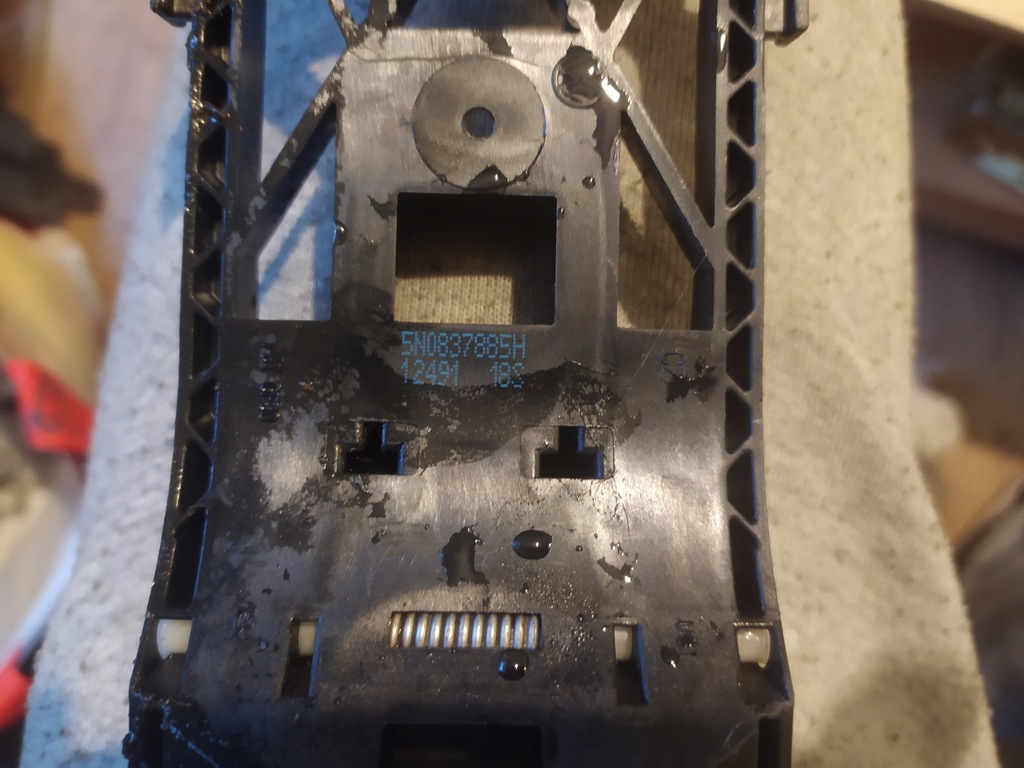 SUPORT MÂNER MONTARE STÂNGA VOLKSWAGEN GOLF VI 5K0 2008-2016 Product image