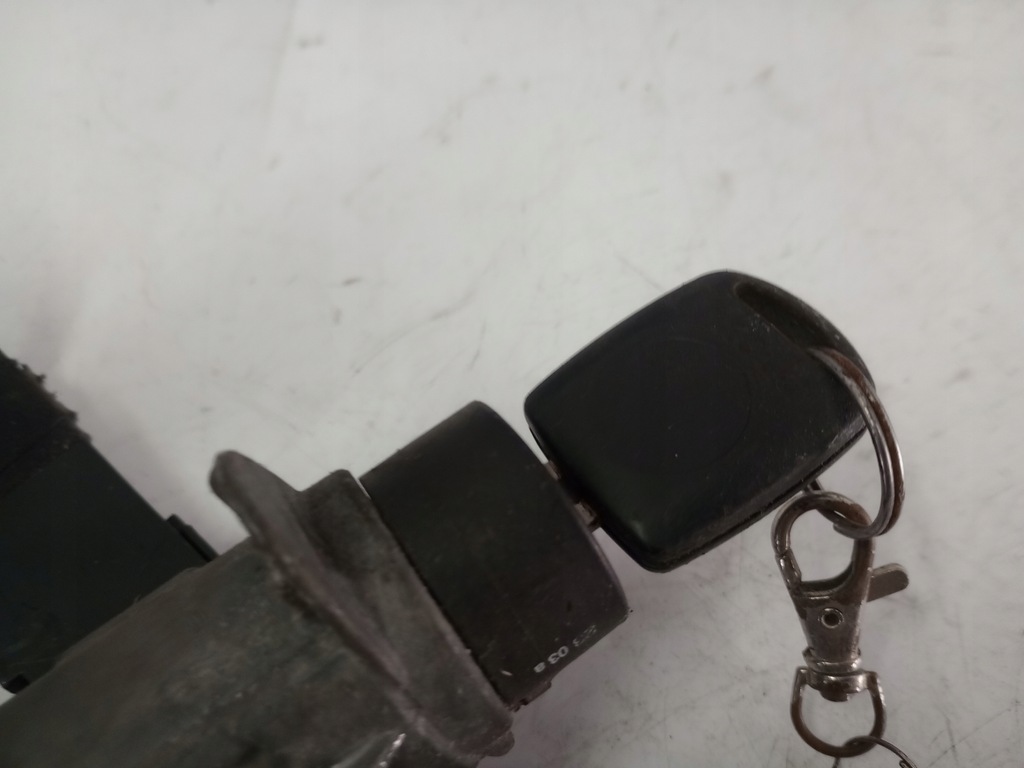 Switch de aprindere Audi 4B0905851C Europa Product image