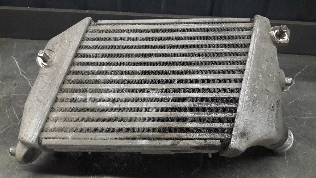 4E0145806F Intercooler Drepți Audi A8 D3 3.0 TDI Product image