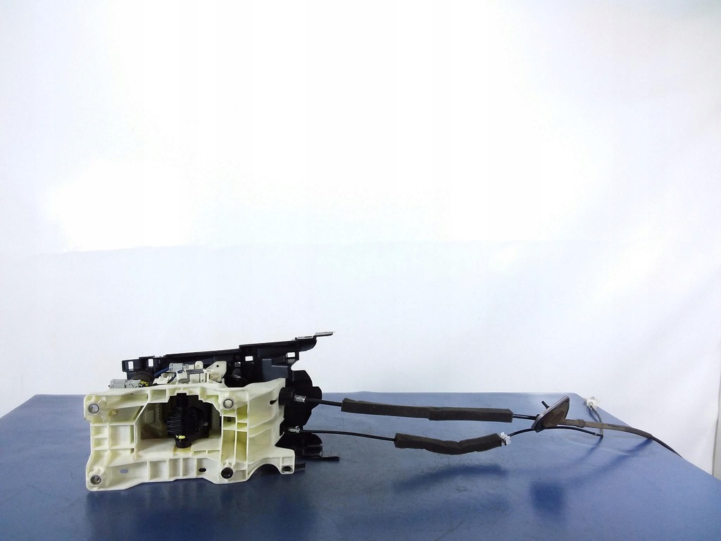 MITSUBISHI OUTLANDER II Pârghie SCHIMBĂTOR DE viteze Product image