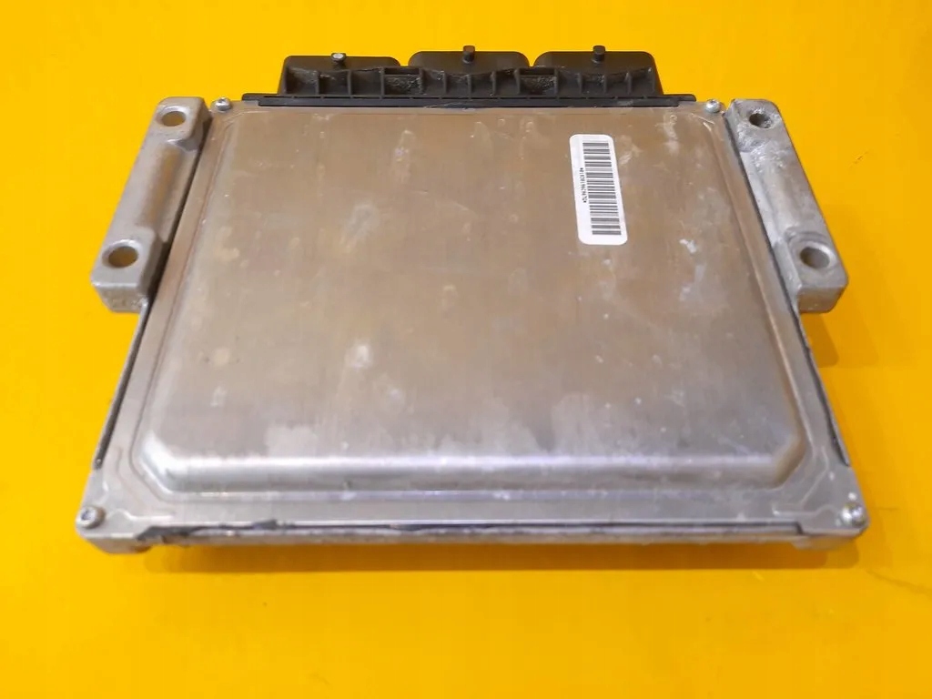 Kuga MK1 2.0TDCI CONTROLLER DE MOTOR AV41 12A650 DF Product image