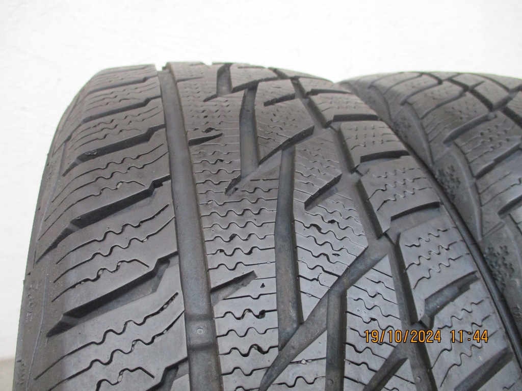 185/60R15 Matador Sibir Snow MP92 5.8mm Product image