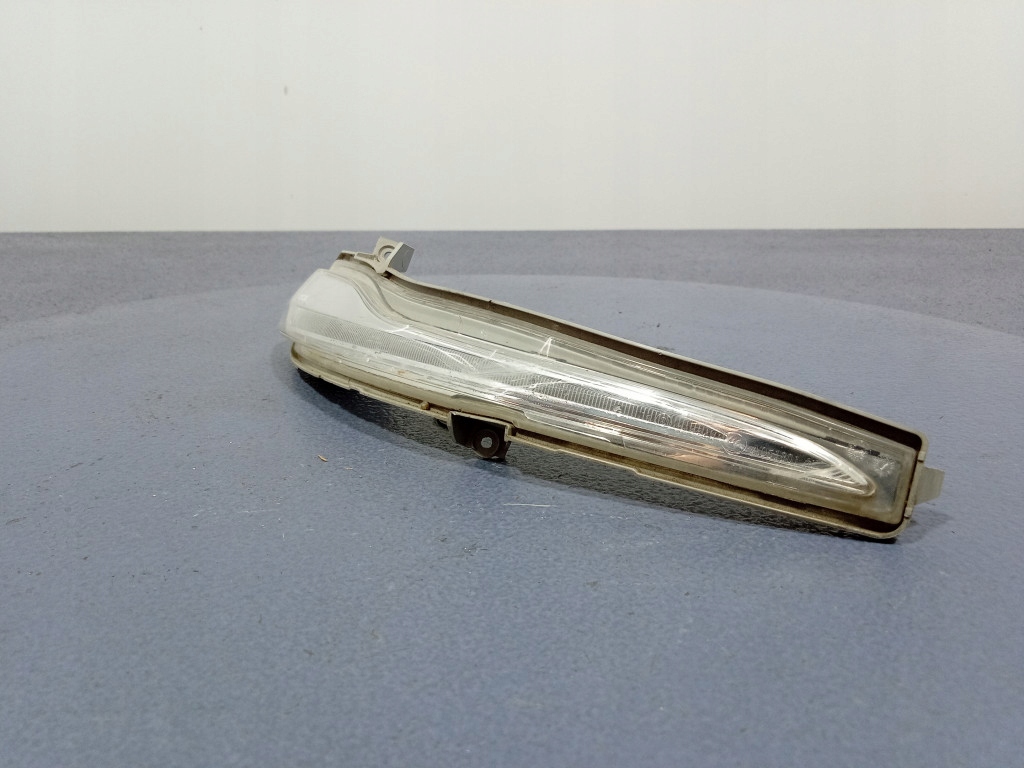 MERCEDES CLASA S W222 INDICATOR DE TUR Oglinda DREAPTA A3170540 Product image