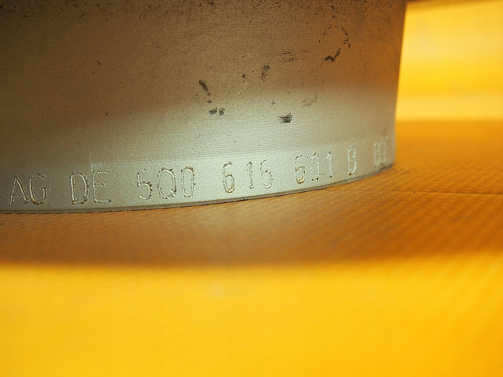 Audi Q2 81a 32 km Discuri de frână Blocuri spate 272mm 5Q0615601B Product image