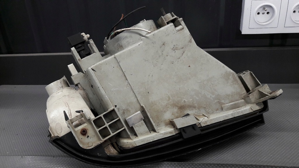 0289008 Far stanga Renault Clio I 93R Product image