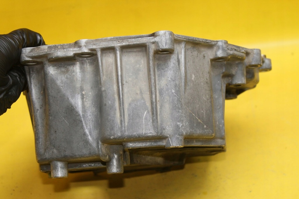 CAZ, CAPAC TRANSMISIE A4 B6 3.0 B 01J301212F Product image
