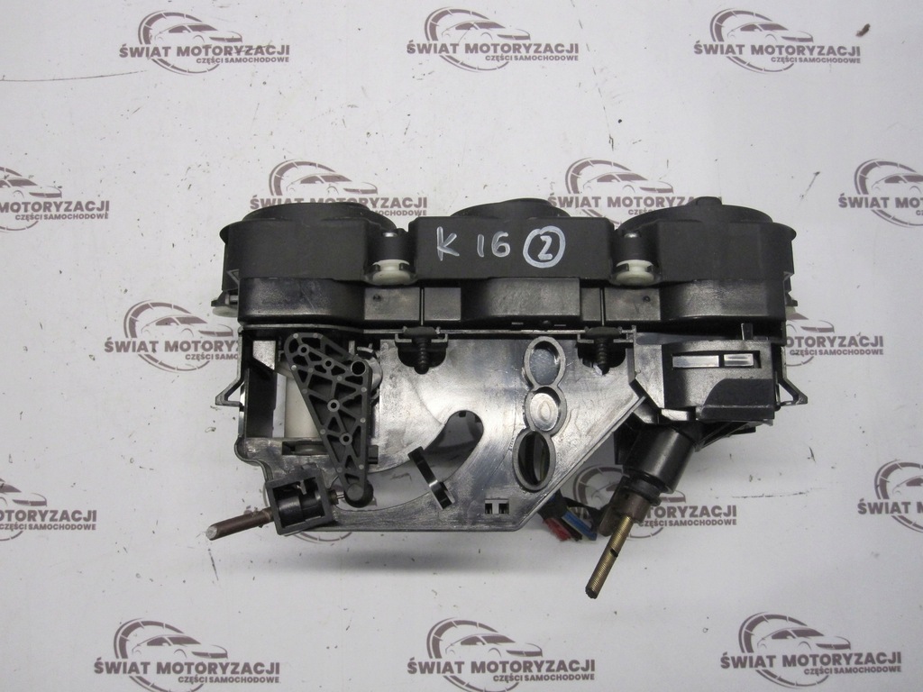 Volkswagen Caddy III 08R Panou de aer condiționat Product image