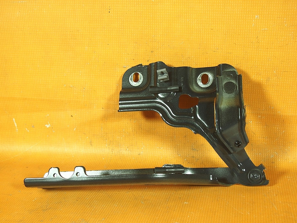 Audi Q3 83A 22KM Balamă capotă STÂNGA 83a823301 LX7M Product image