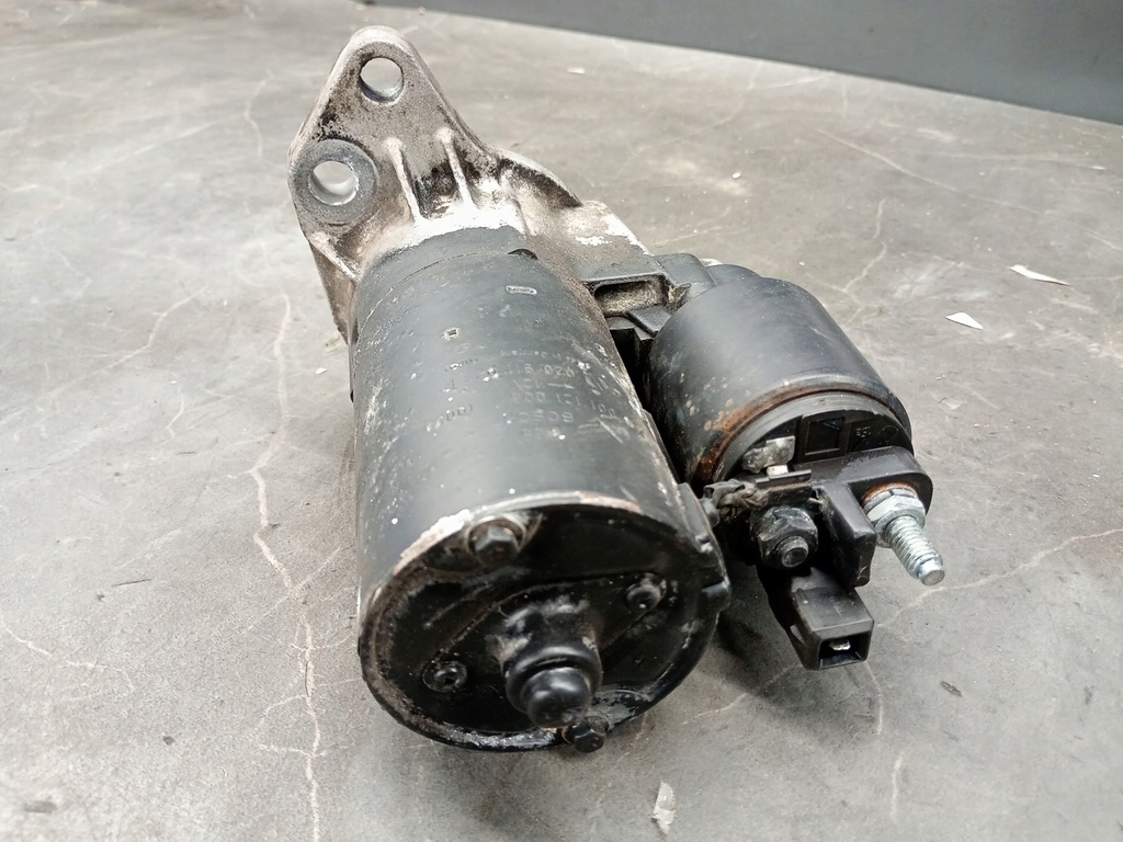 001121006 Starter VW Golf IV Product image