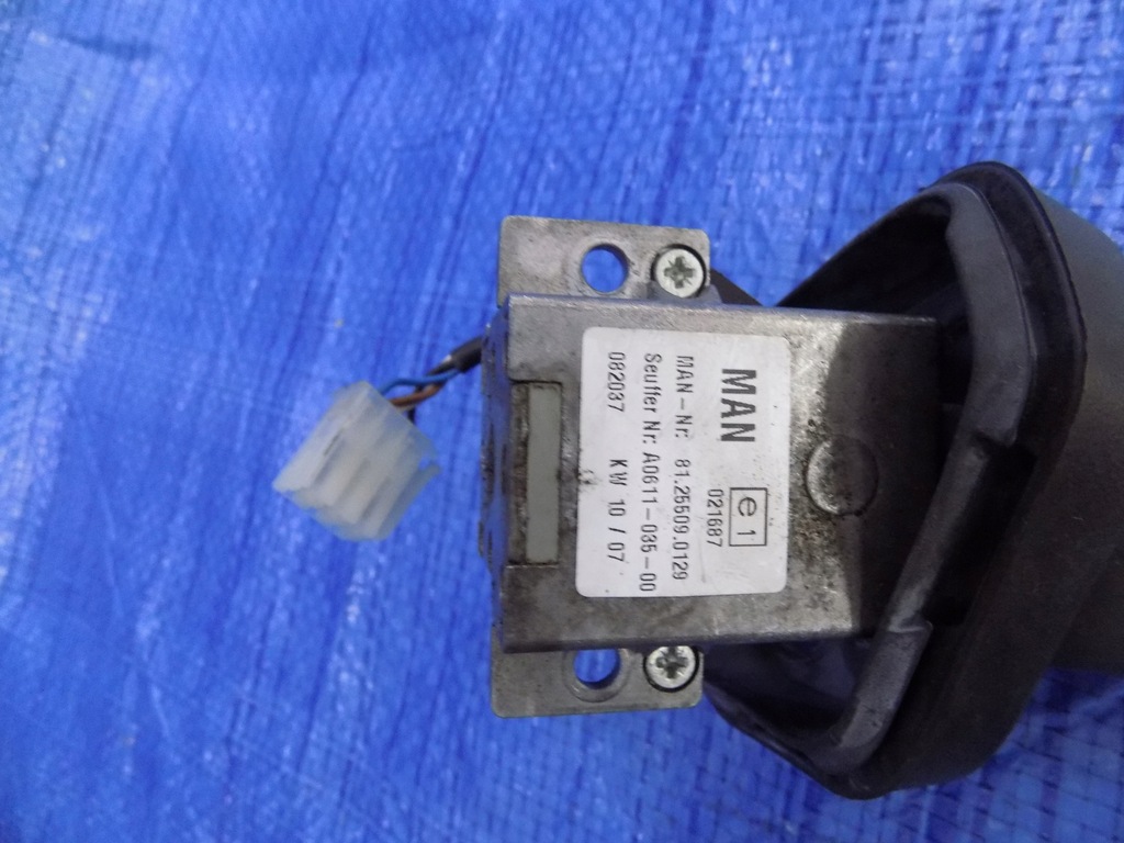 COMUTATOR SELECTOR MANETA MAN TGL 10.180 07R Product image