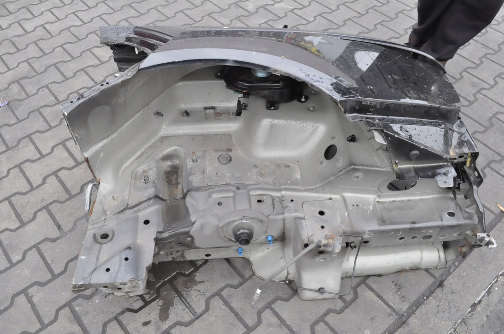 LAND ROVER RANGE ROVER VELAR L560 SFER APARĂ STÂNGA SPATE 1AG Product image