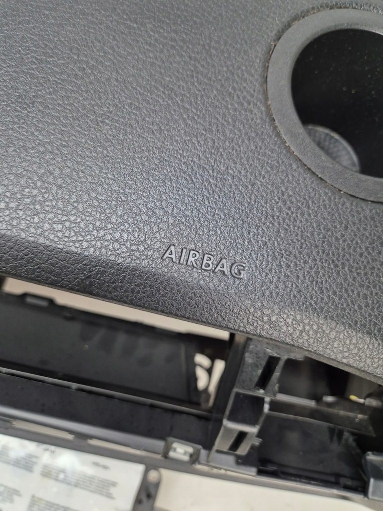 VW TRANSPORTER T6 CONSOLA DE BORDA PERNE CUREA AIRBAG Product image