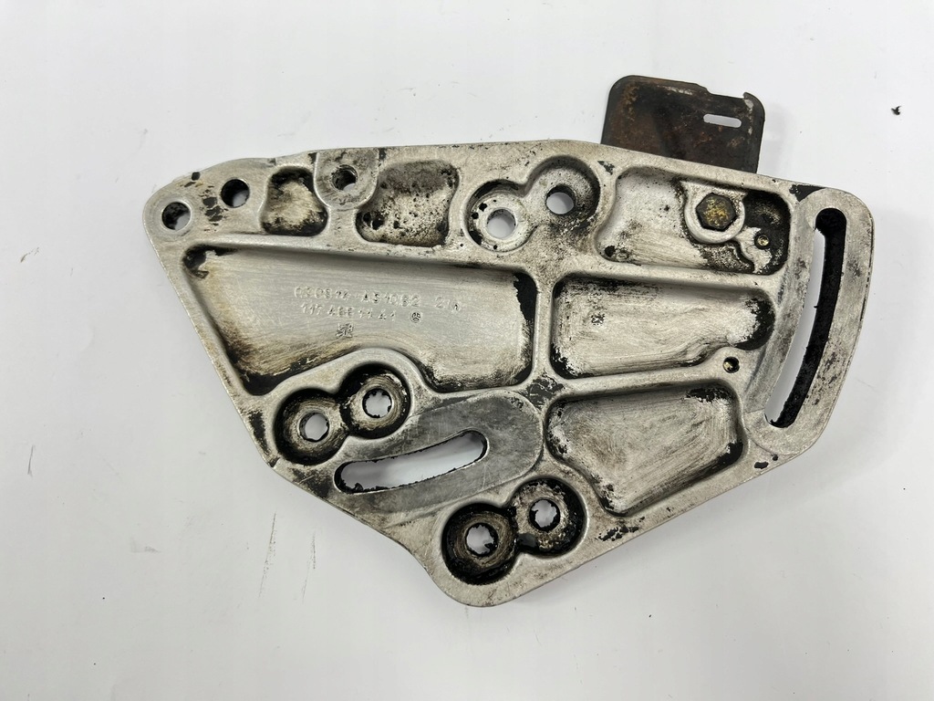 Mercedes W126 380 500 R107 M116 M117 1174661141 Product image