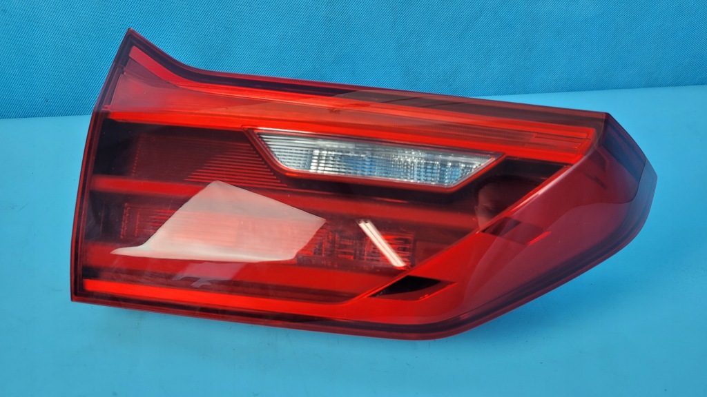 BMW 5' G31 18r LAMPĂ CAPOTA STÂNGA SPATE LED 7388949 Product image