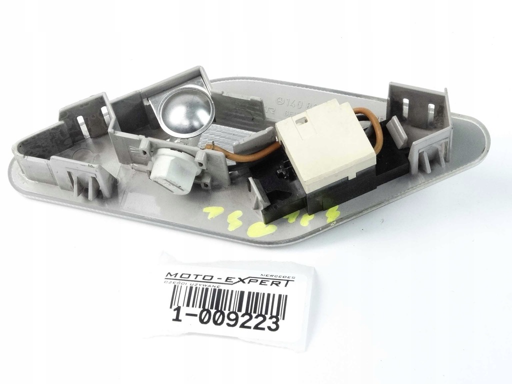 Mercedes Clasa S W140 FARO DREAPTA SPATE A1408200401 Product image