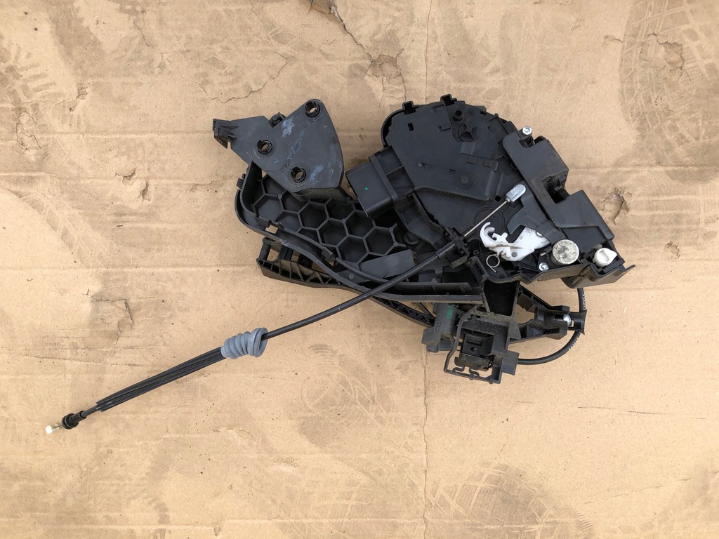 VOLVO S40 V50 BLOCARE UȘĂ STANGA SPATE 10 PIN 04-12 Product image
