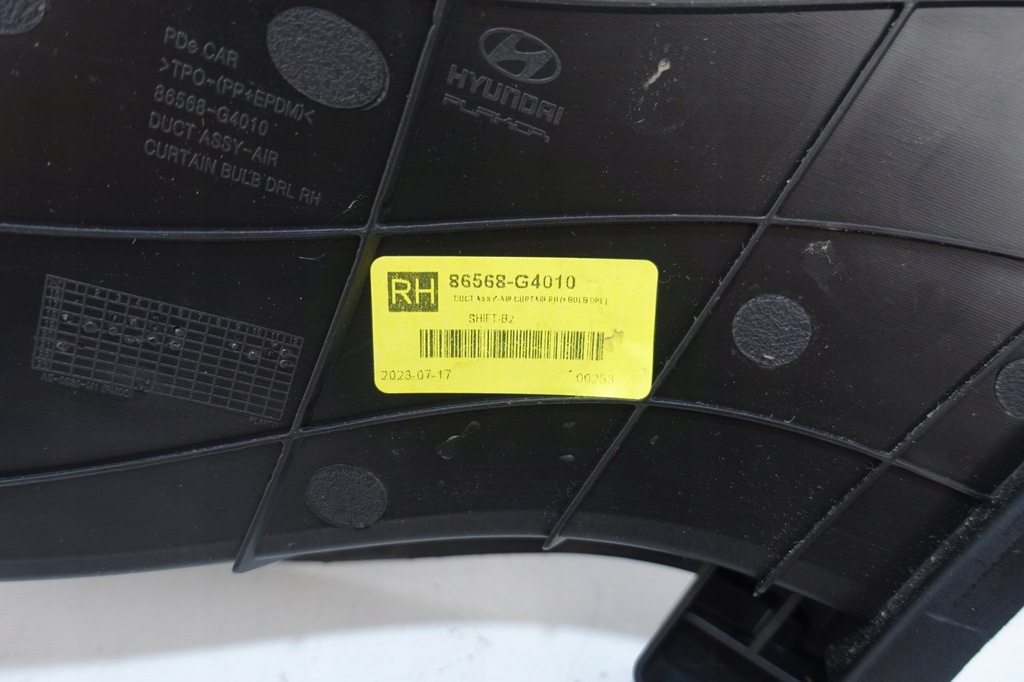 Hyundai I30 III 2017- Volanul de aer din față în față 86568-G4010 Product image