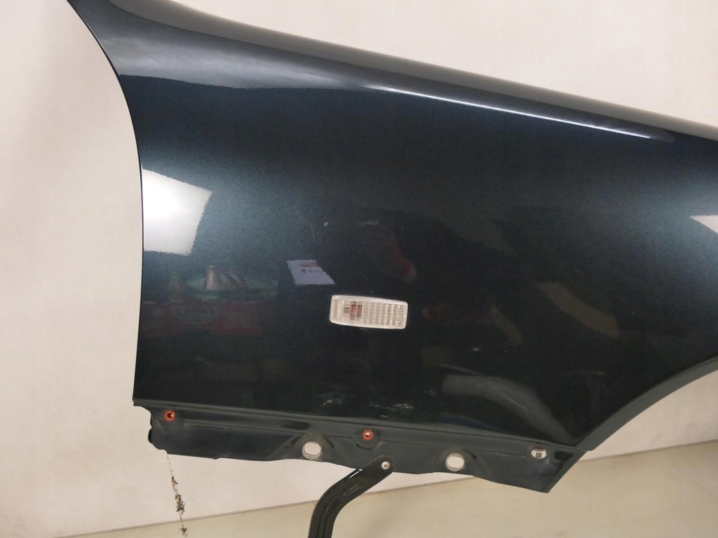MERCEDES S W140 APARATOR DREAPTA FATA 189 SMARAGDSCHWARZ Product image
