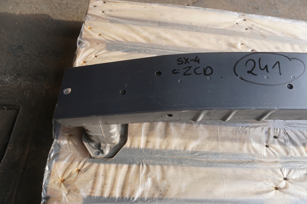 SUZUKI SX4 FIAT SEDICI 06-14R CULOARE BASTĂ BARĂ ZCD 58270-79J00 nr.241 Product image