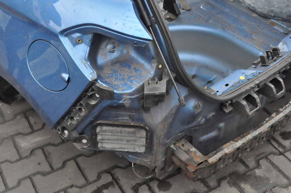 FORD FIESTA MK8 3D SFER STÂNGA DREAPTA SPATE TOATA CUREA DE BAI Product image