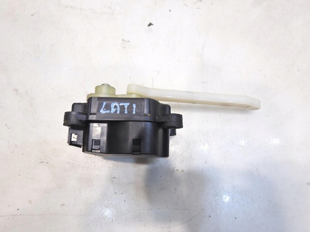 MOTOR INCALZIRE RENAULT LATITUDE EAI256 V8384001 Product image