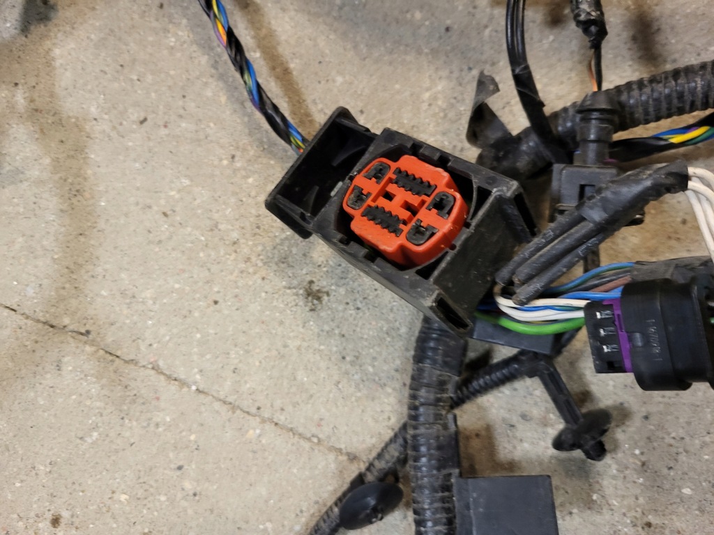 INSTALARE COMPLETĂ CABLA COMPARTIMENT MOTOR RANGE ROVER VELAR L560 3.0D 18MY Product image