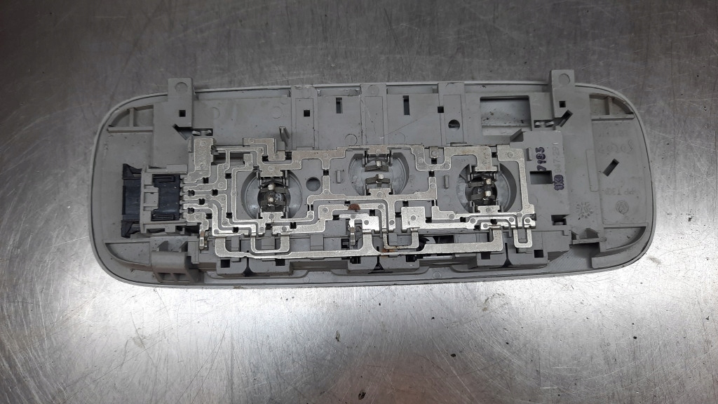 FABRICA CABINA VW GOLF V 1.6B 07R 1K0947291 Product image