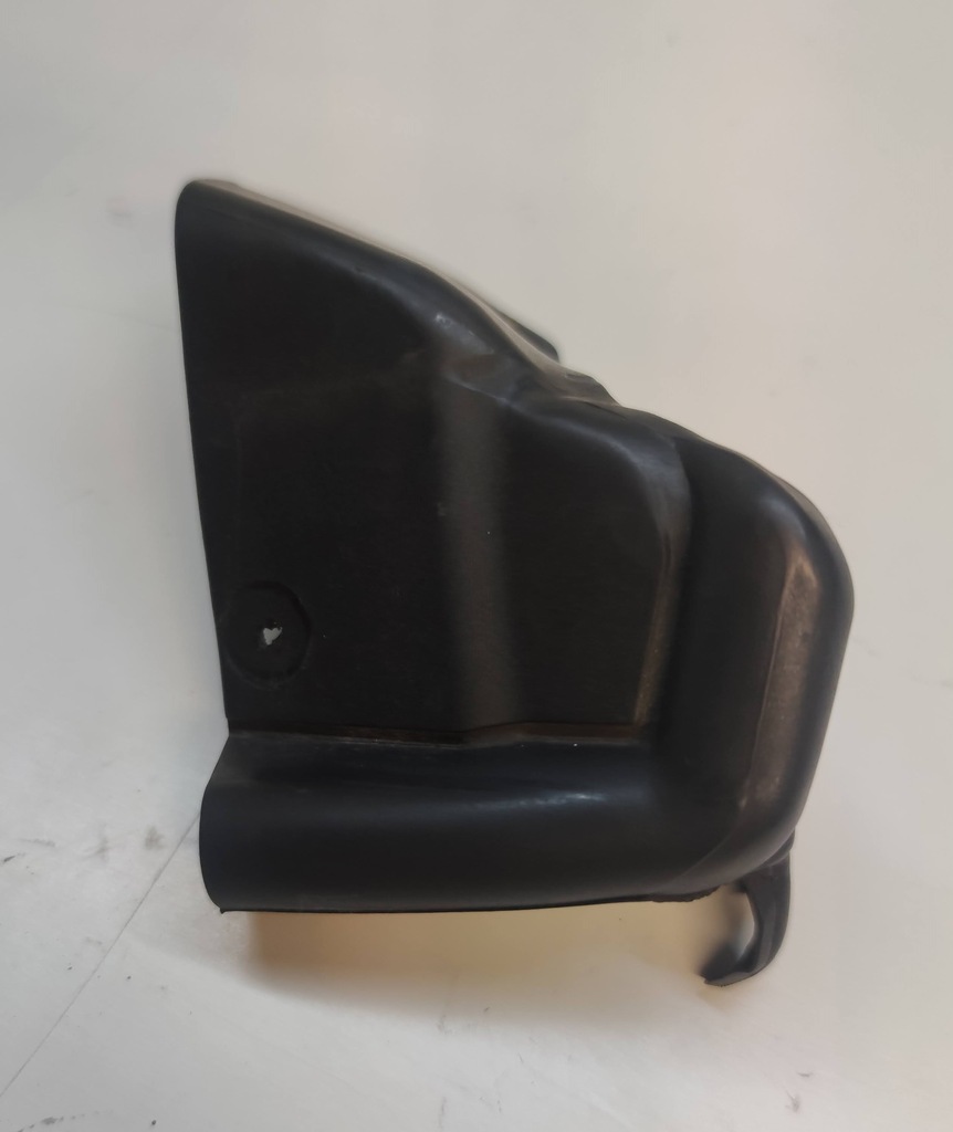 206 CC GARNITURA APARATOR SPATE DREAPTA 9637180680 Product image