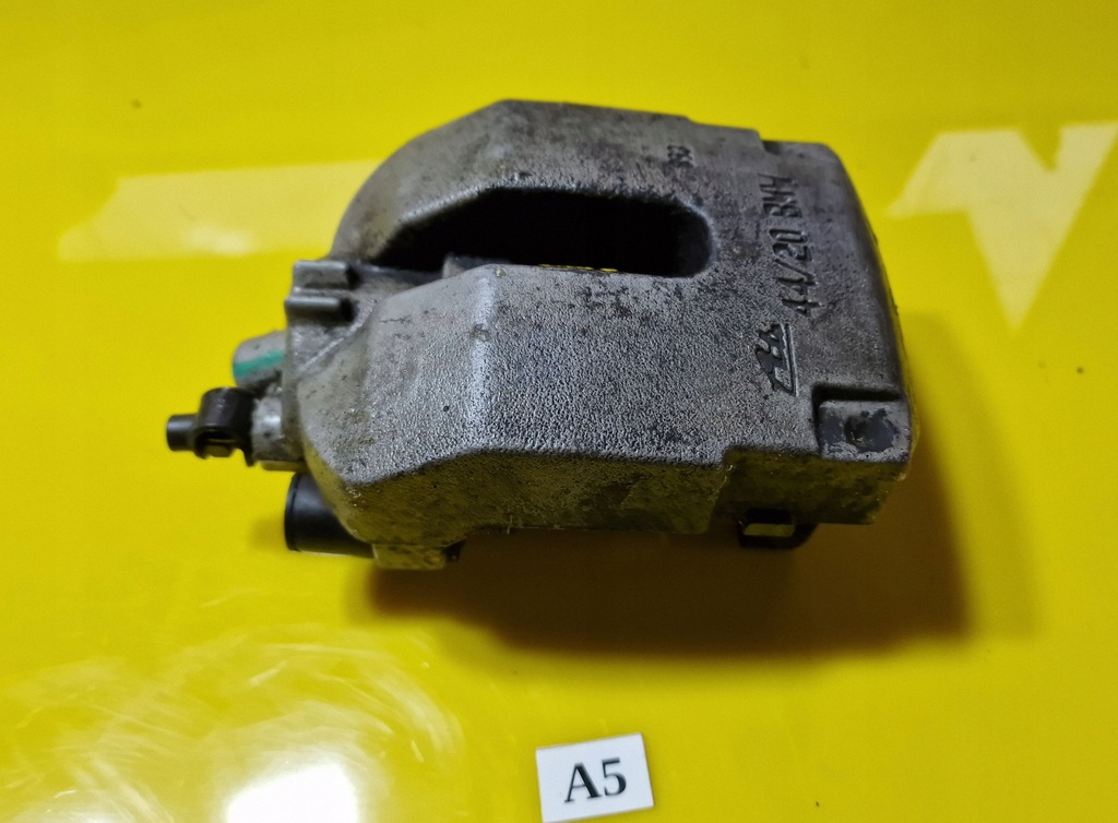 ETRIER DE FRANA SPATE STANGA BMW X5 E70 3.0D X6 E71 30D 44/20 Product image