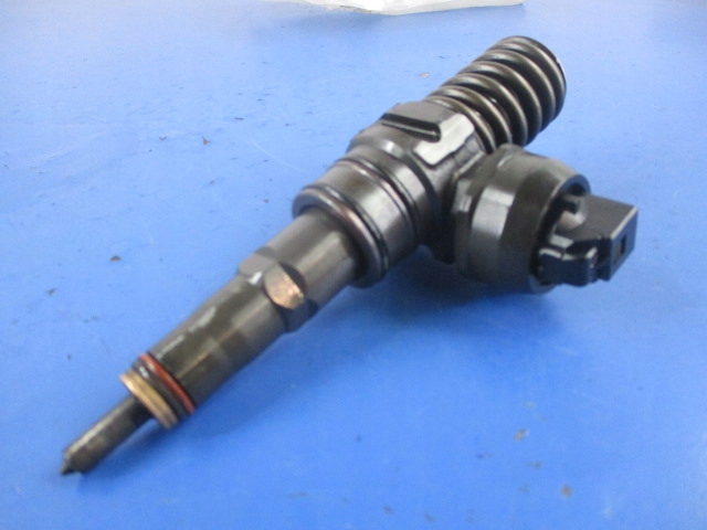 POMPA INJECTIE VW SEAT1.9TDi 038130073AG BOSCH 0414720215 Product image