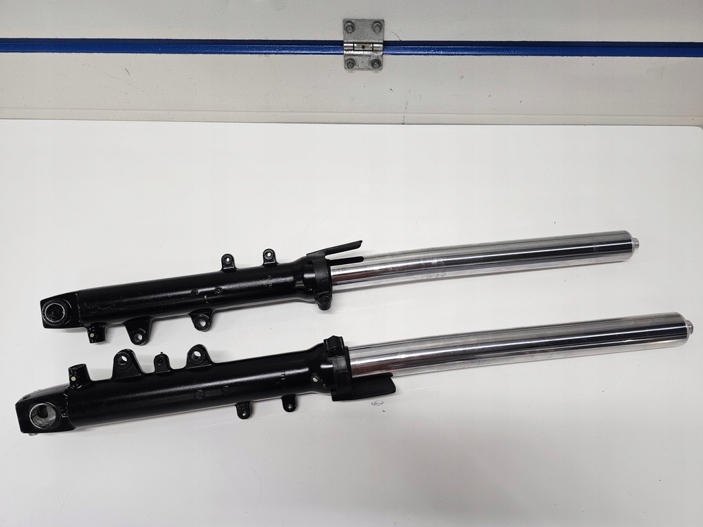 Triumph Speed ​​​​Four 600 are suspensie laggy Product image