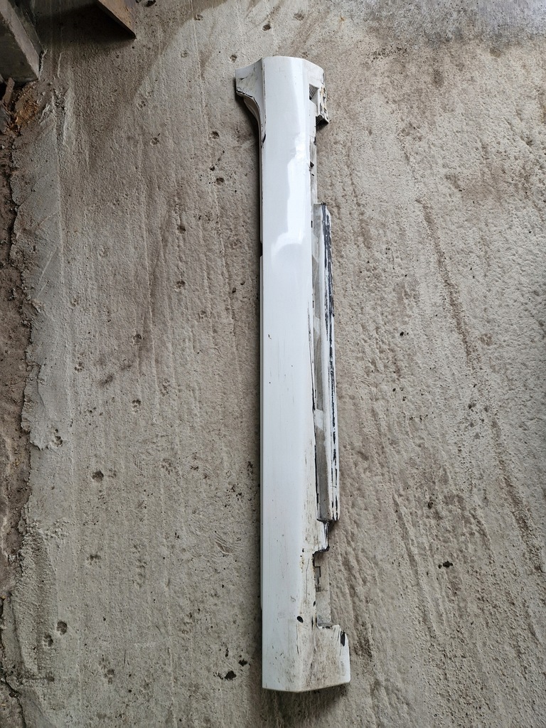 PANOU CADRU VOLVO V40 II STÂNGA DREAPTA 31265846 31265847 Product image
