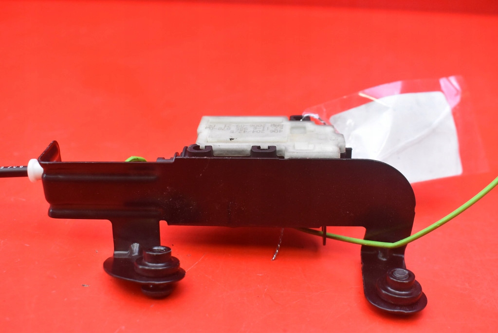 MOTOR CLAPETA COMBUSTIBIL 6711-6985878-04 BMW E60 E61 03-07 Product image