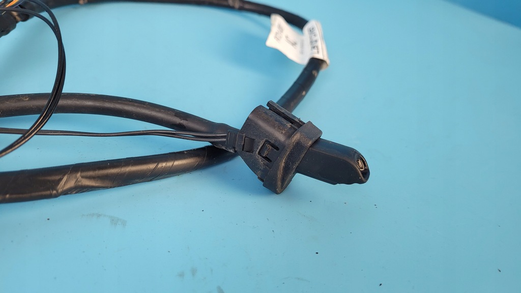 LAND ROVER DISCOVERY SPORT L550 DUZELE SPĂLATOR CABLURI ÎNCĂLZITE Product image