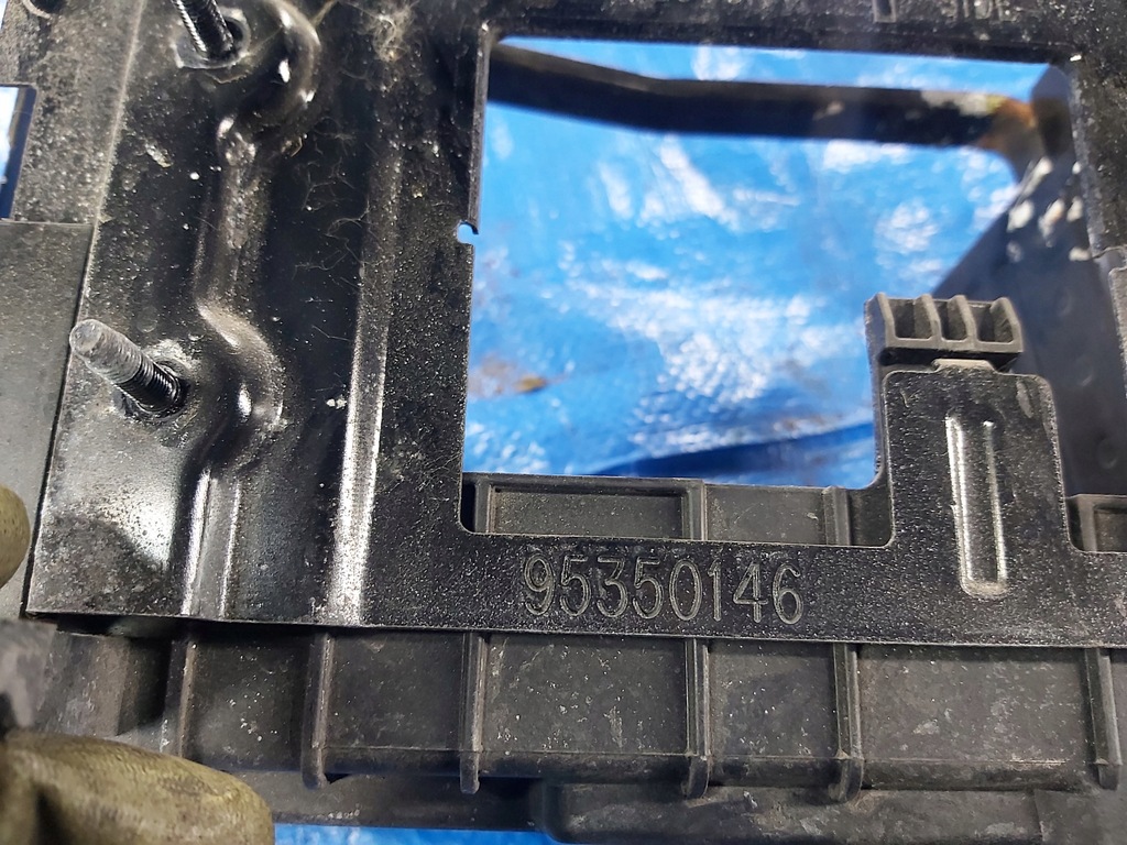 OPEL-PARTS Mokka X Baza, carcasa bateriei Product image