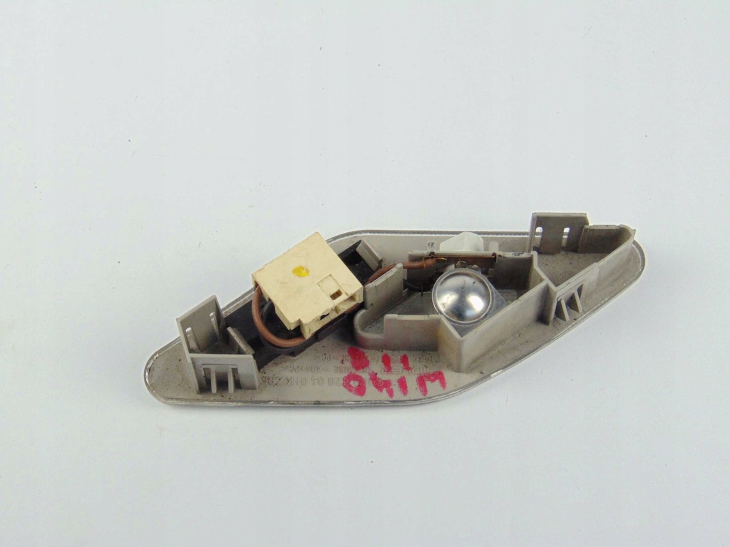 Mercedes Clasa S W140 FARO DREAPTA SPATE A1408200401 Product image