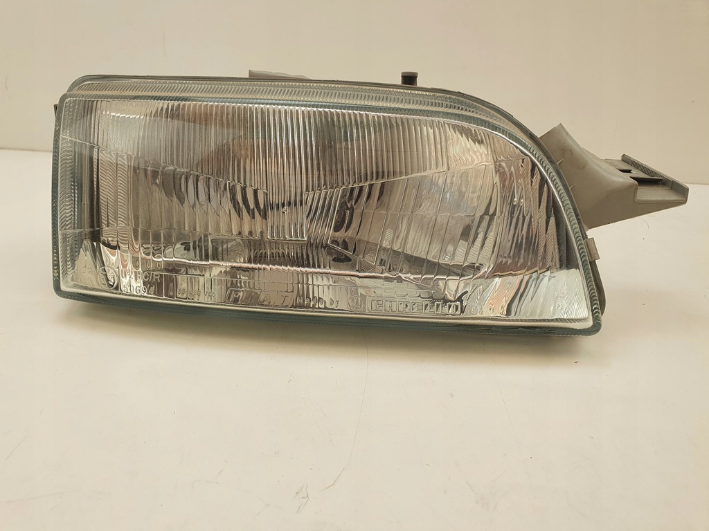 LAMP FATA DREAPTA FIAT PUNTO I 46481413 Product image