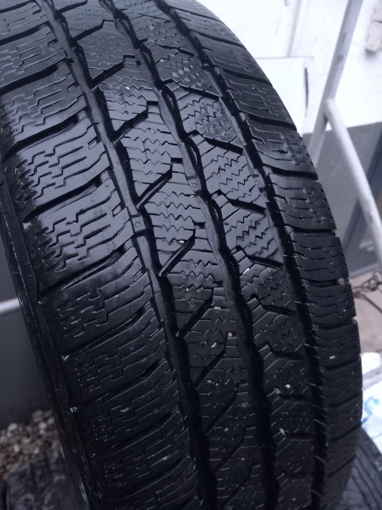 1X ANVELOPE 195/60R16C 99/97T CONTINENTAL VANCONTACT IARNĂ VARSOVIA Product image