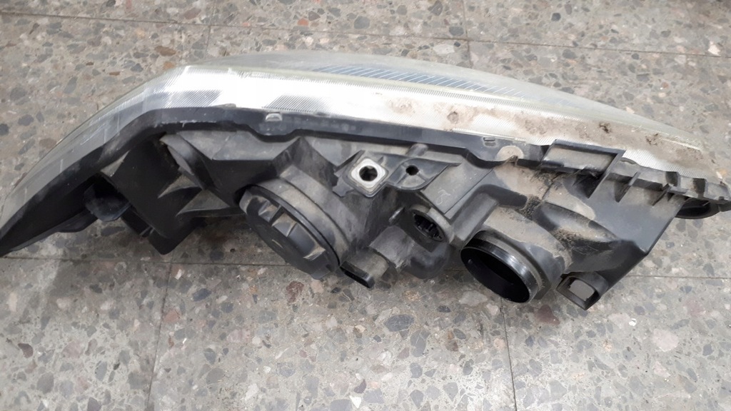 far stanga fata Renault Megane II Valeo Product image
