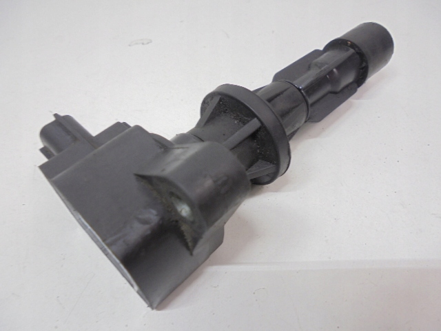 BOBINE DE Aprindere MAZDA 6 I GG 6M8G-12A366 SET 2BUC 2.0 16V 099700-1062 Product image